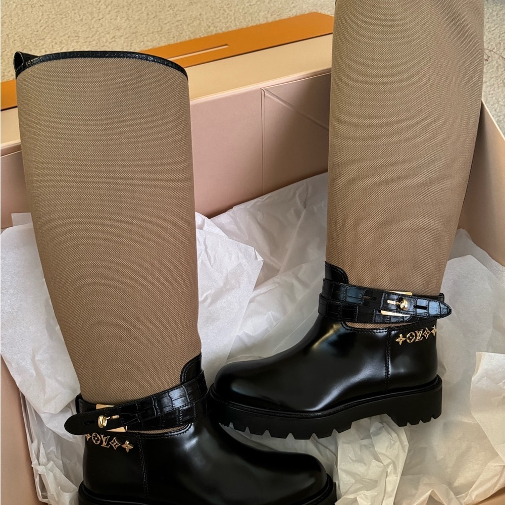 Territory Flat High Ranger - Louis Vuitton